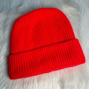 GAP Red Hot Lava Chunky Rib Beanie